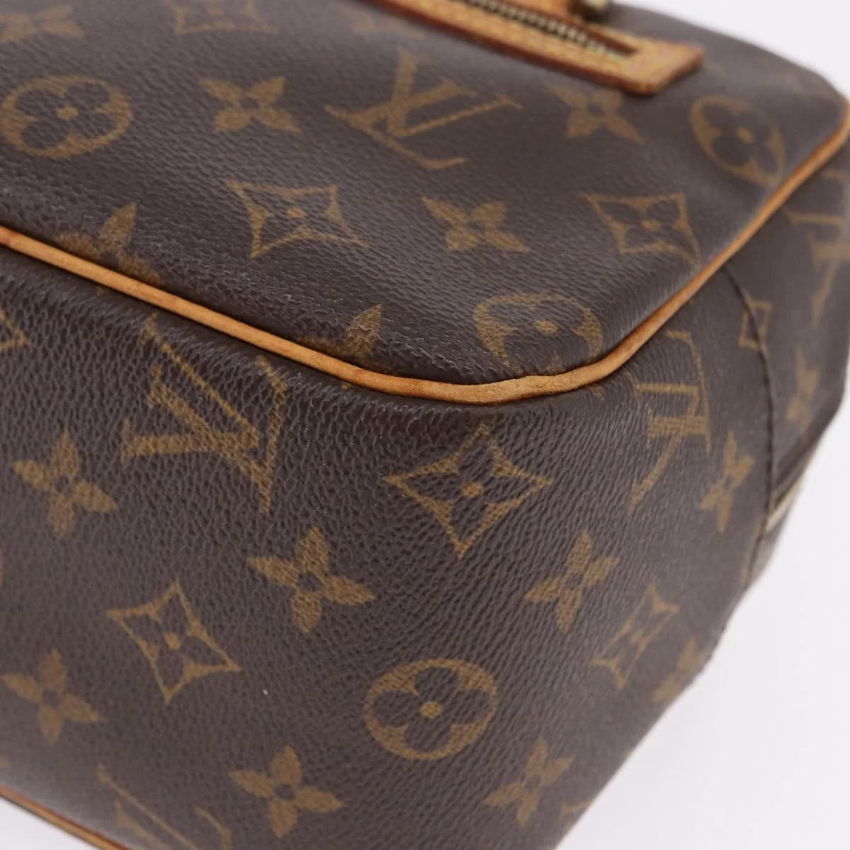 Louis Vuitton Cité MM