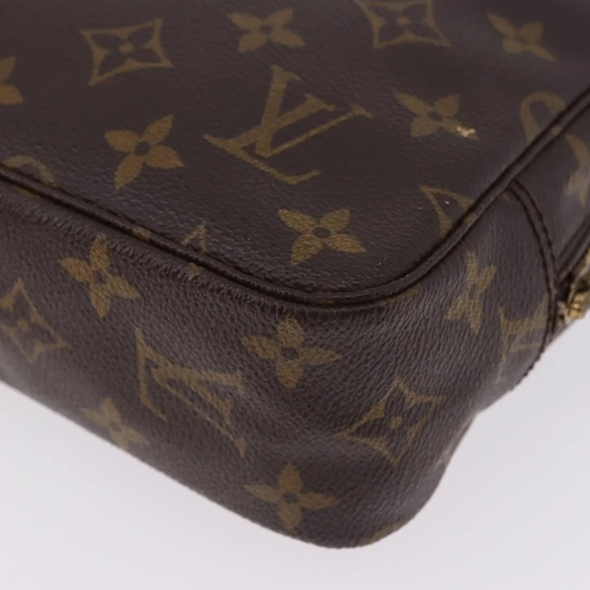 Louis Vuitton Toilette Pouch 23