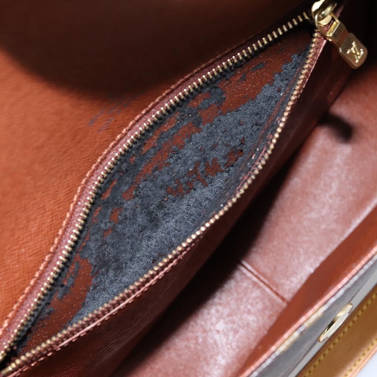 Louis Vuitton Saint Cloud GM