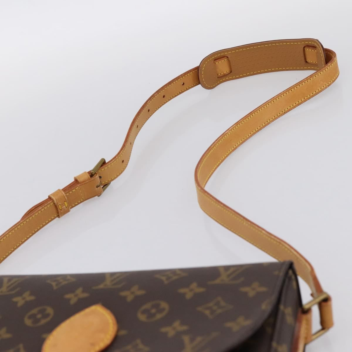 Louis Vuitton Saint Cloud GM