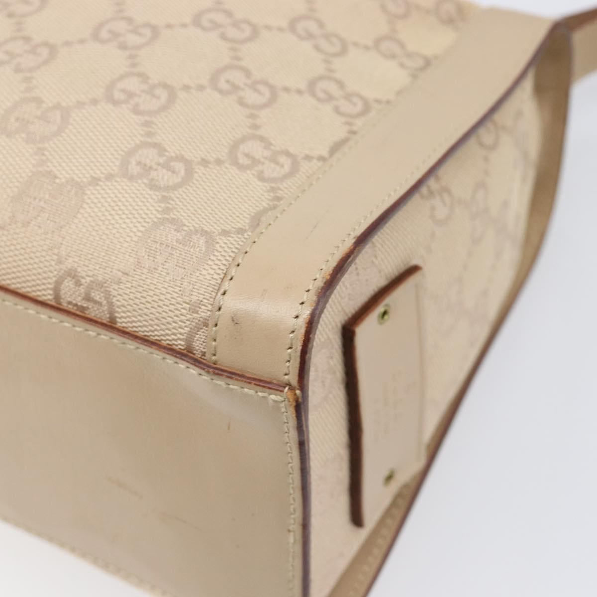 Gucci GG Shoulder Bag Beige