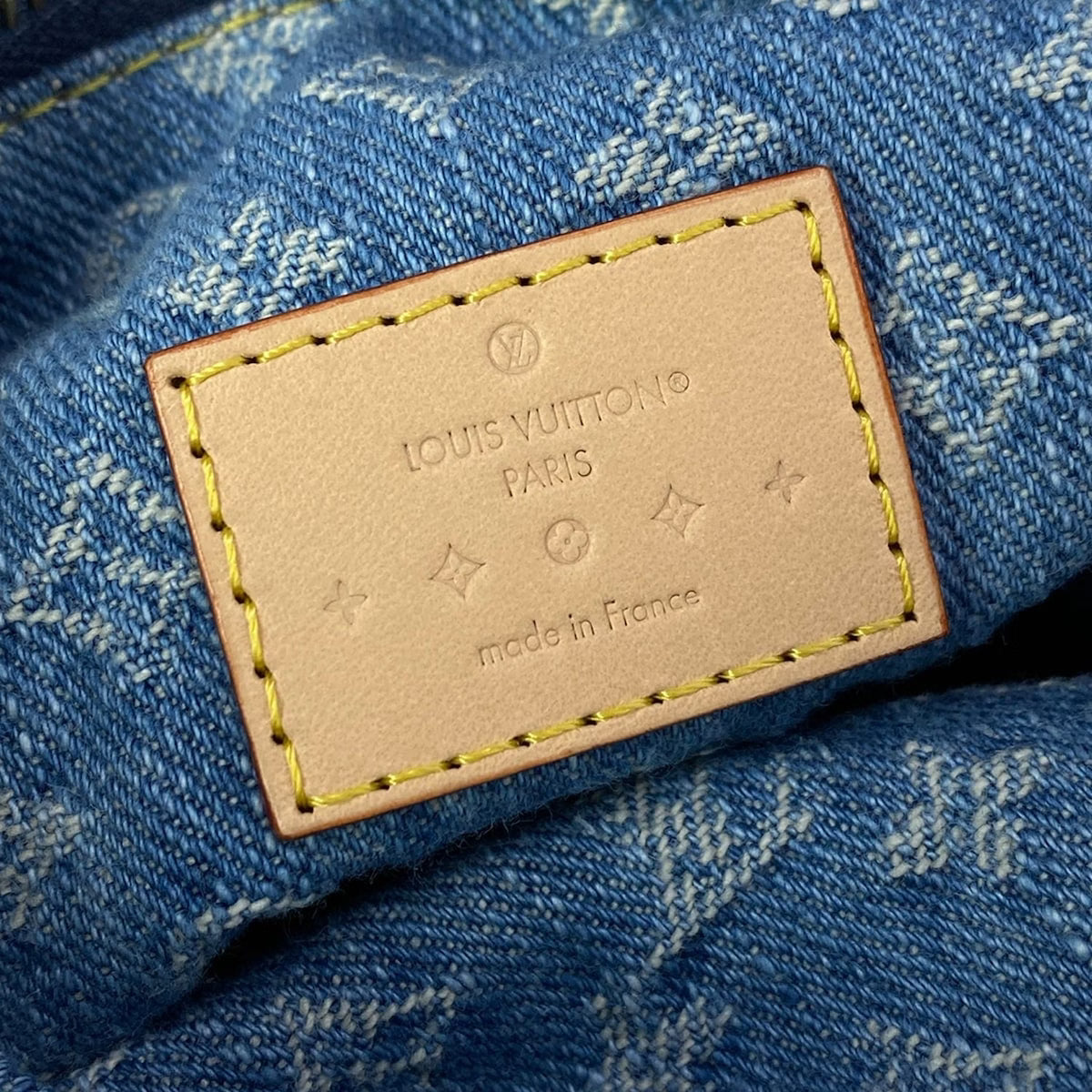 Louis Vuitton Pochette Hills Denim