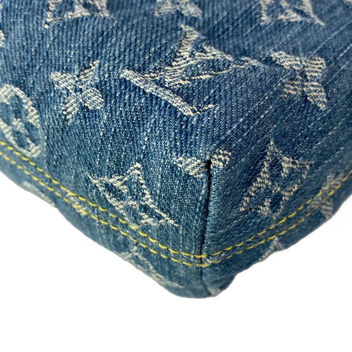 Louis Vuitton Pochette Hills Denim