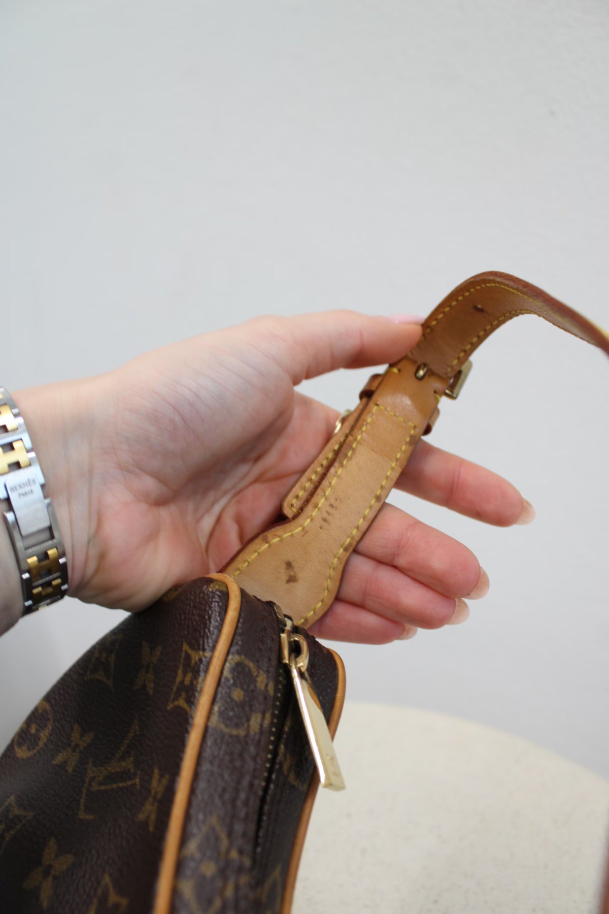 Louis Vuitton Croissant PM