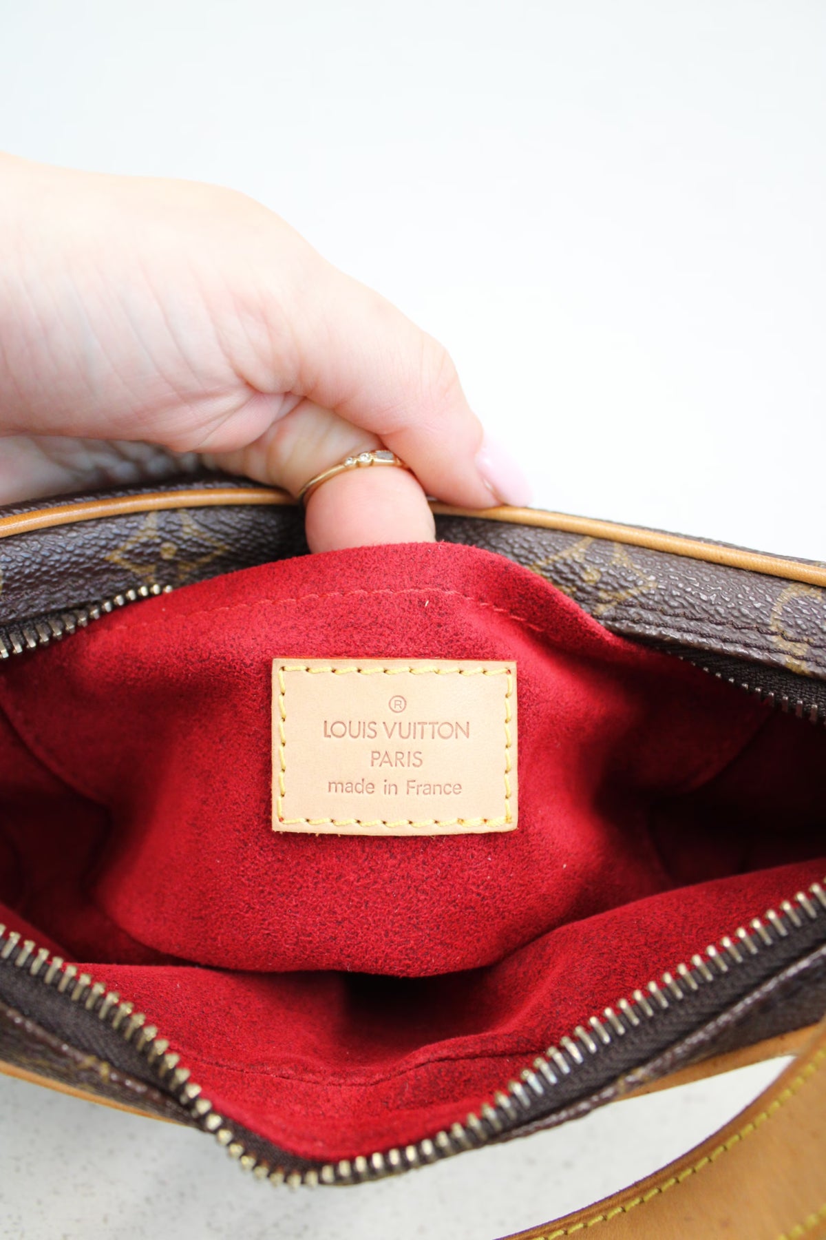 Louis Vuitton Croissant PM
