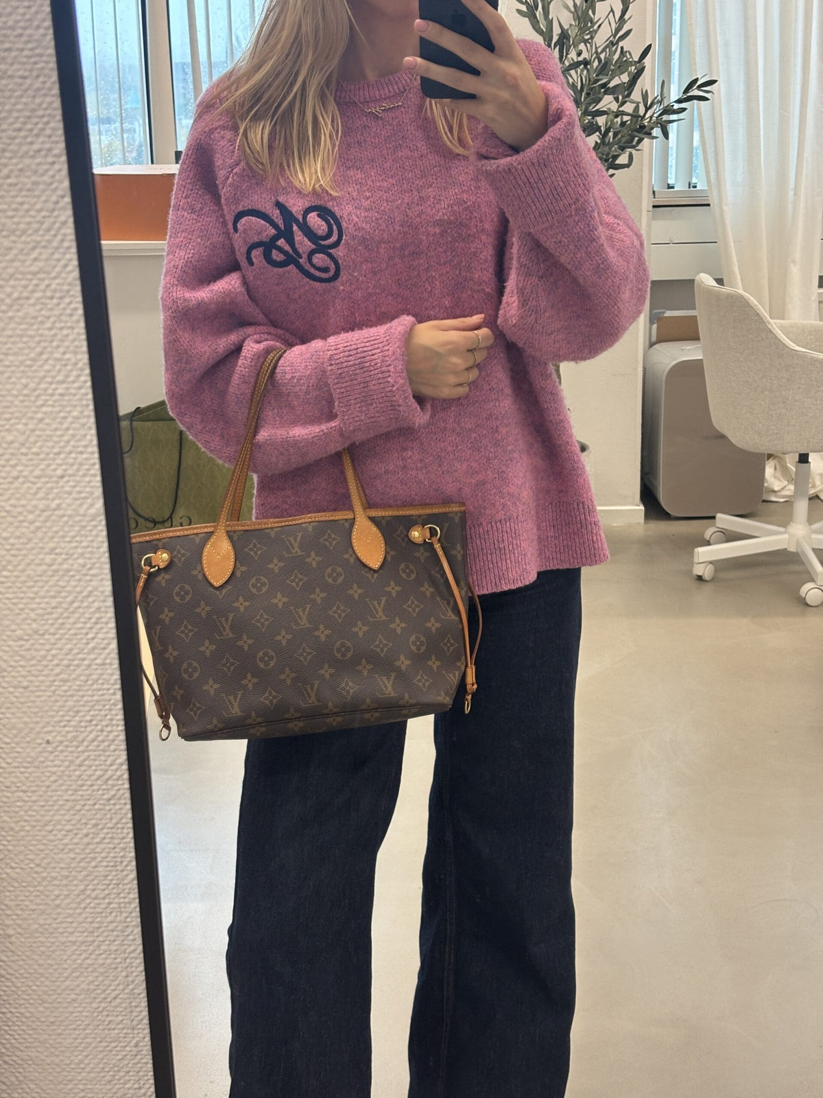 Louis Vuitton Neverfull PM Monogram