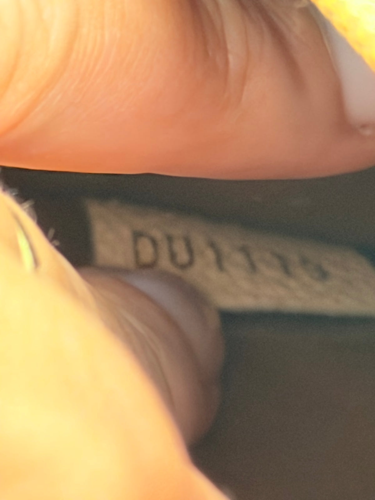 Louis Vuitton Pochette Métis Empreinte Creme