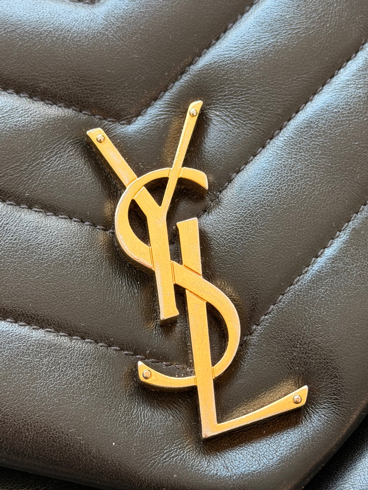 Saint Laurent Loulou Black