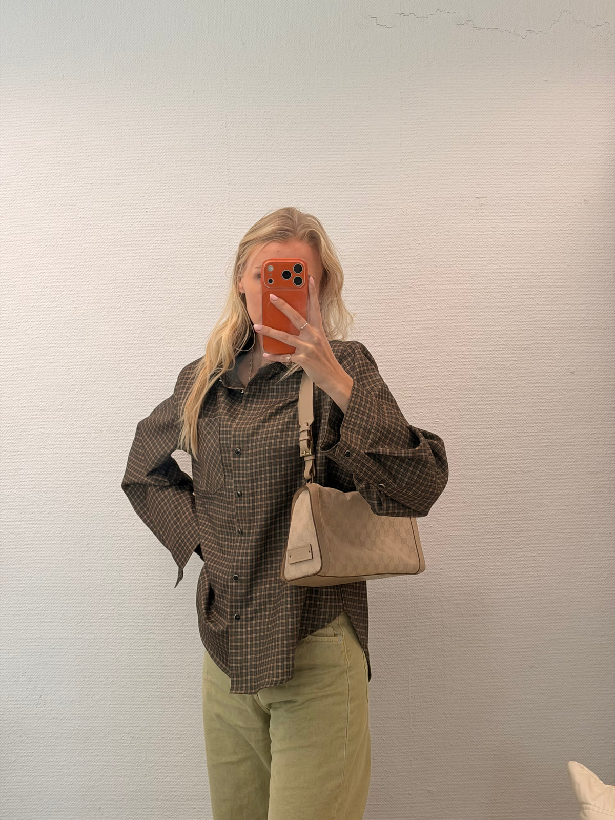 Gucci GG Shoulder Bag Beige