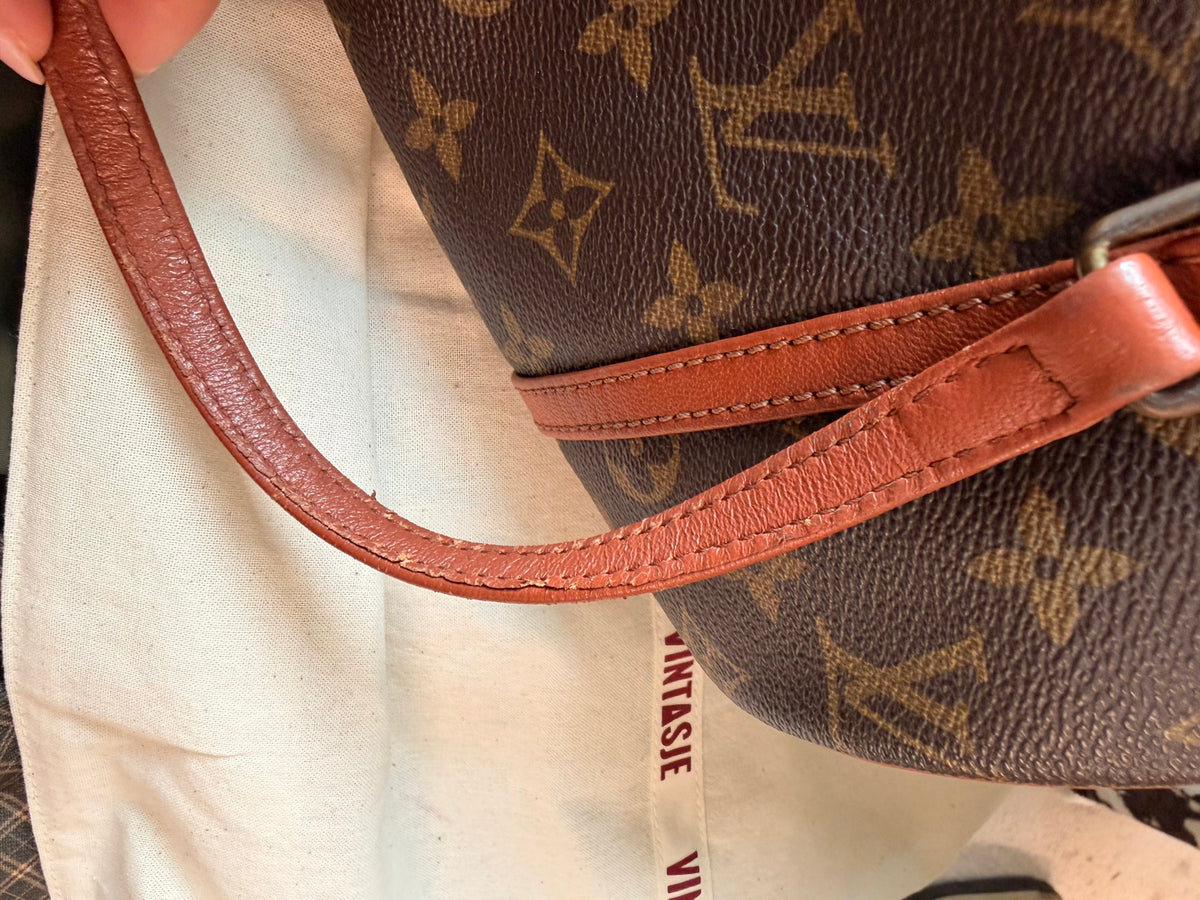 Louis Vuitton Papillon 26