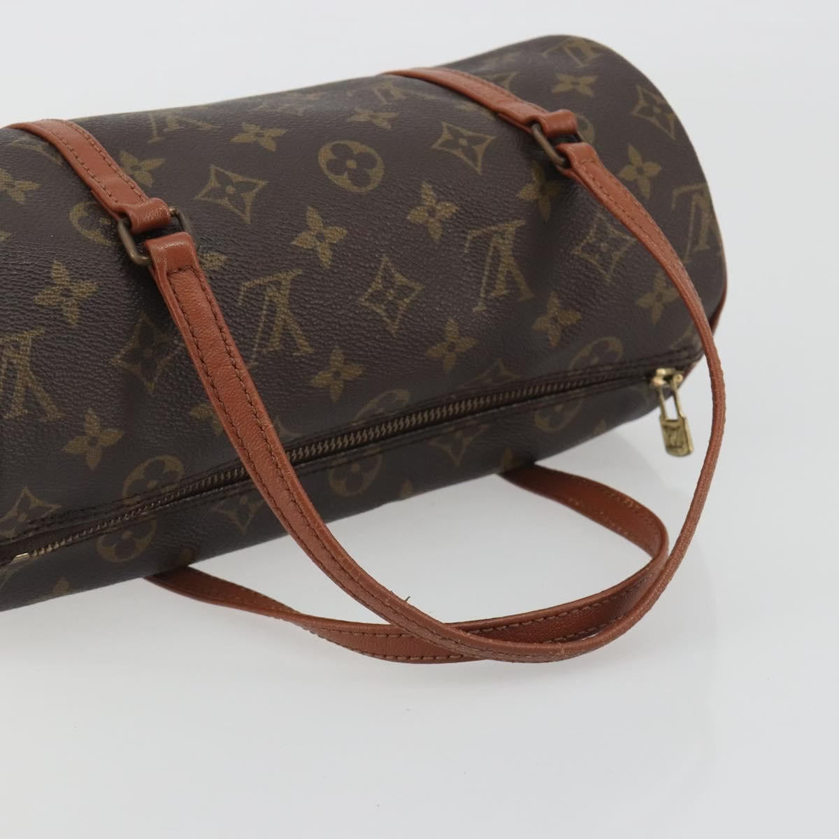 Louis Vuitton Papillon 26