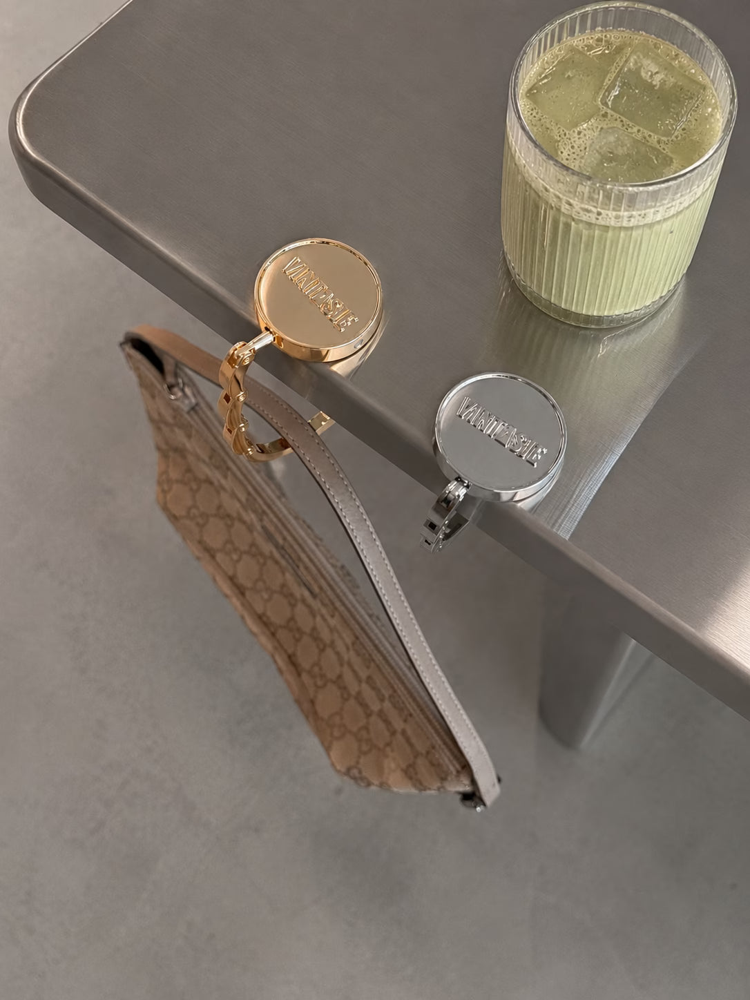 Vintasje Bag Holder