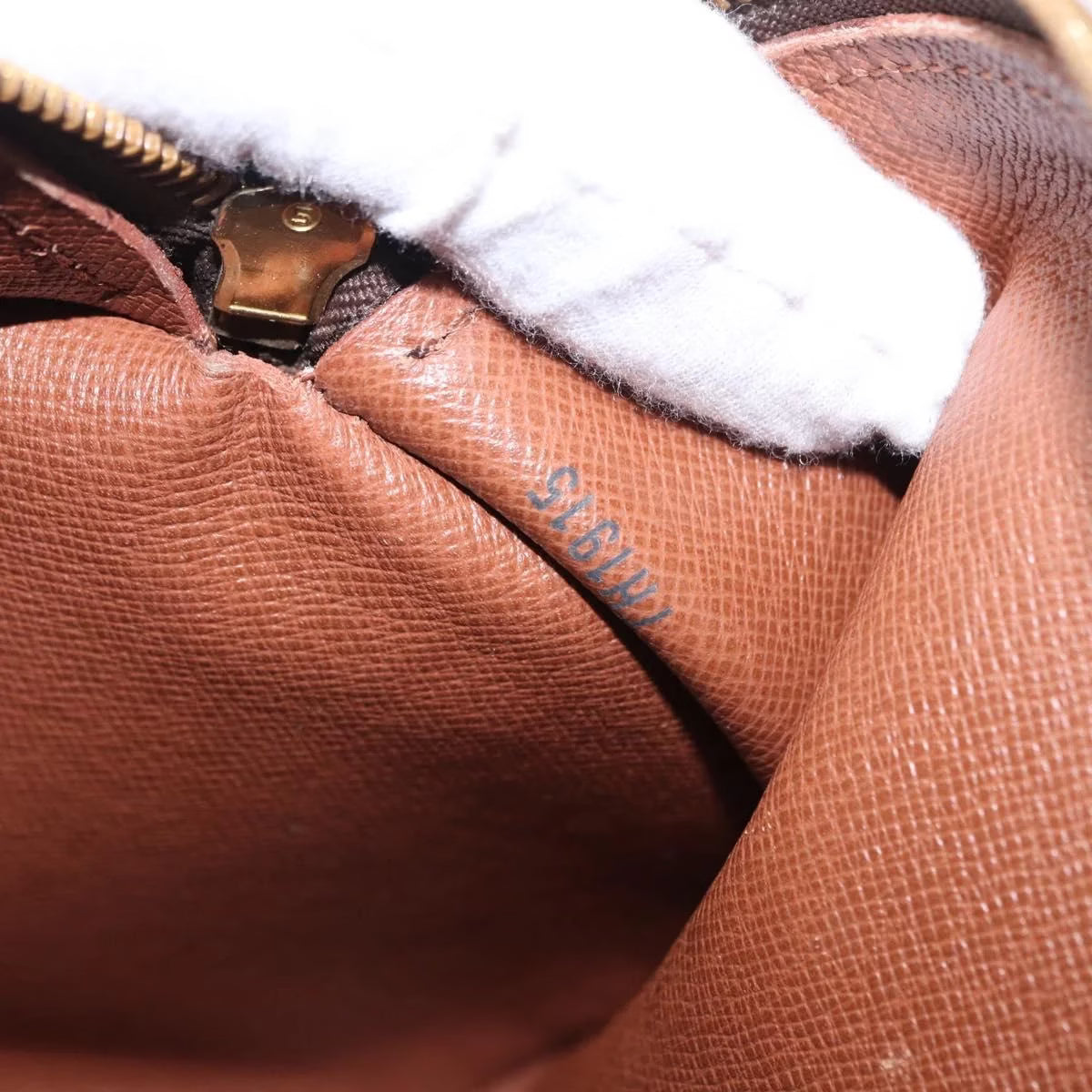 Louis Vuitton Papillon 30