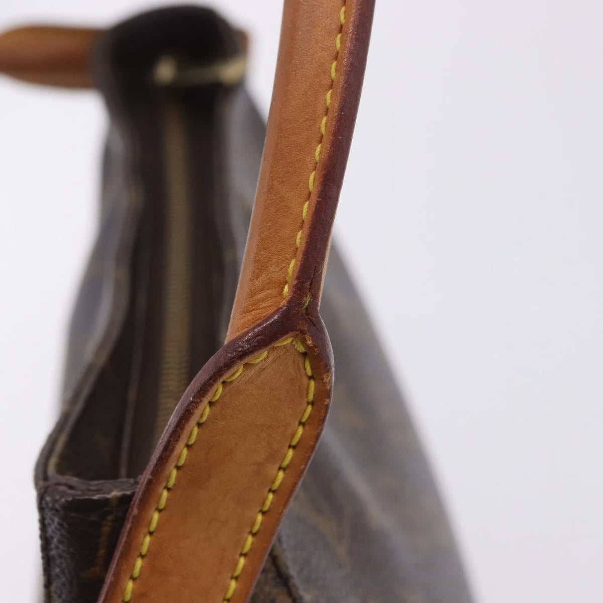 Louis Vuitton Looping MM