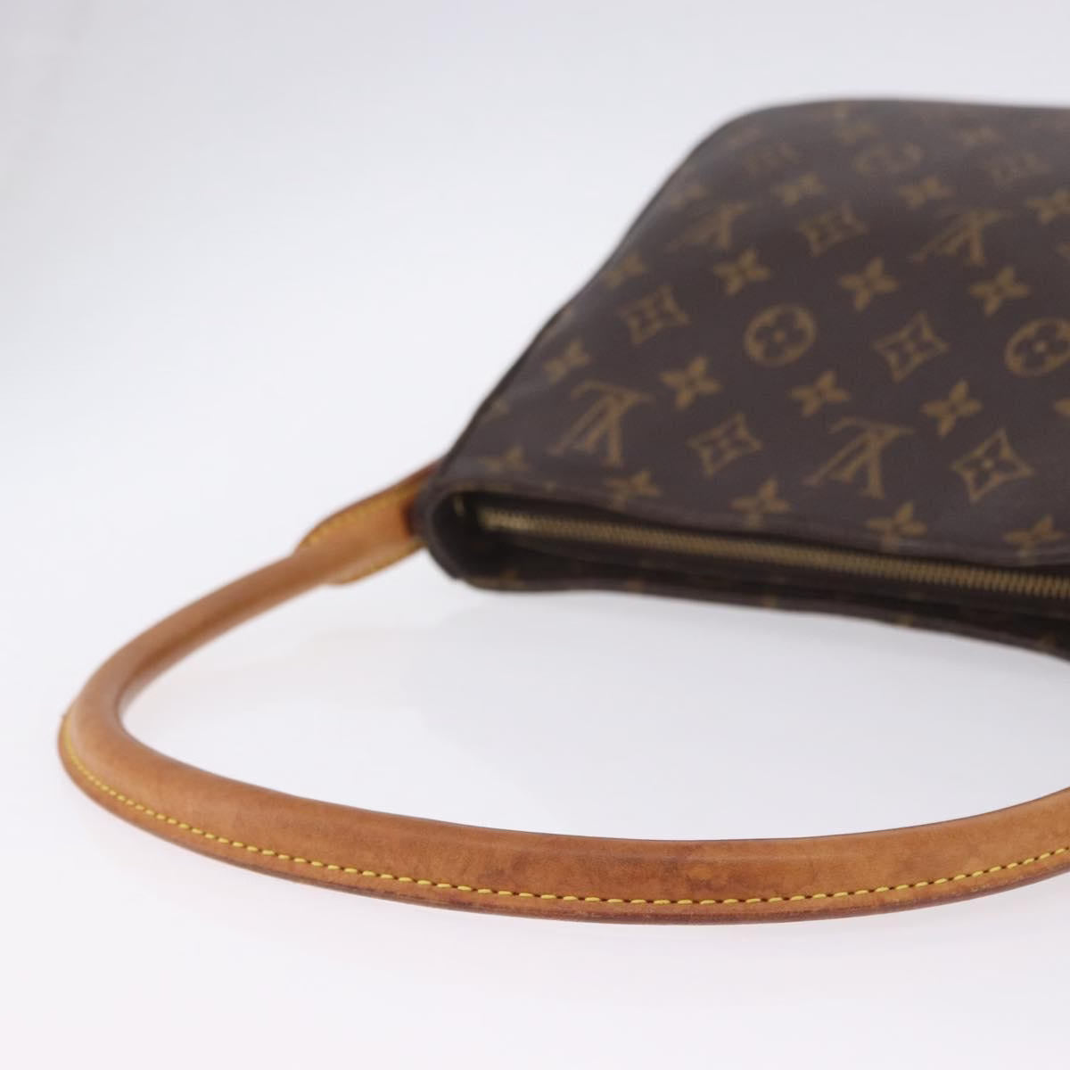 Louis Vuitton Looping MM