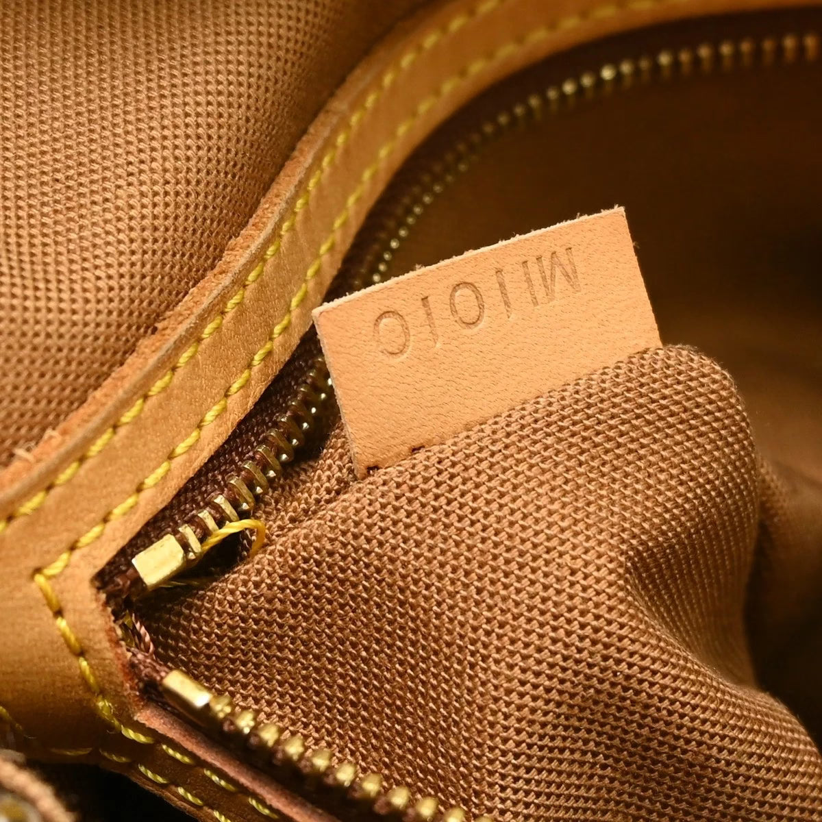 Louis Vuitton Looping PM