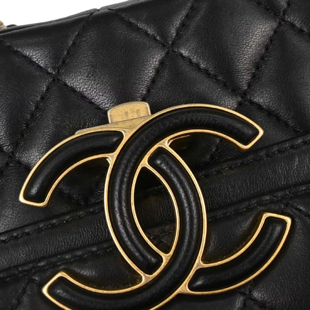 Chanel CC Chic Double Flap Bag