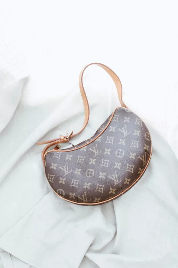 Louis Vuitton Croissant PM