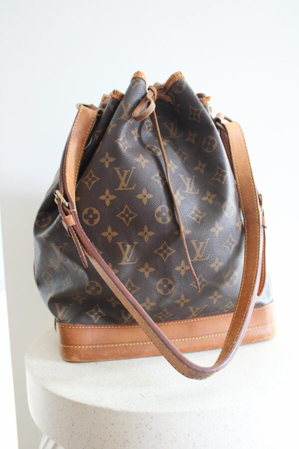 Shop Louis Vuitton Noe vintage