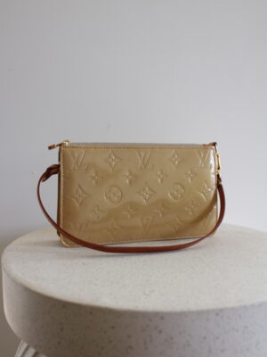 Louis Vuitton Pochette Lexington