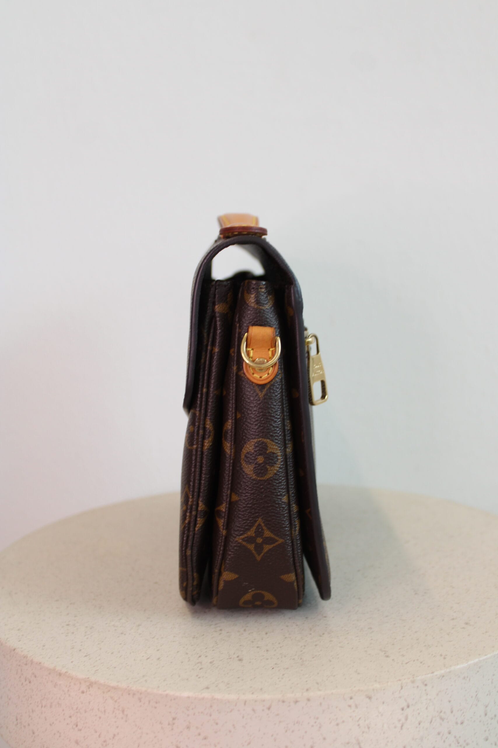 Louis Vuitton Pochette Métis - Image 5