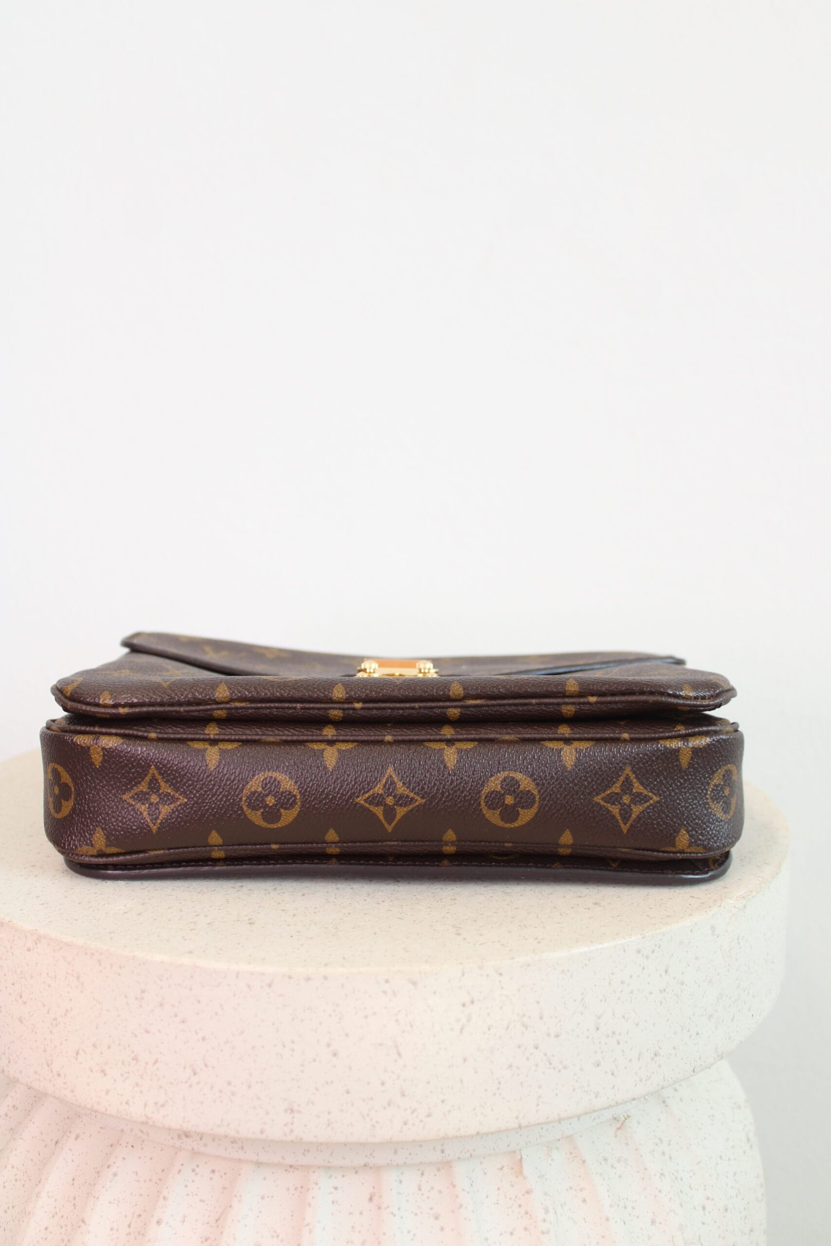 Louis Vuitton Pochette Métis - Image 6