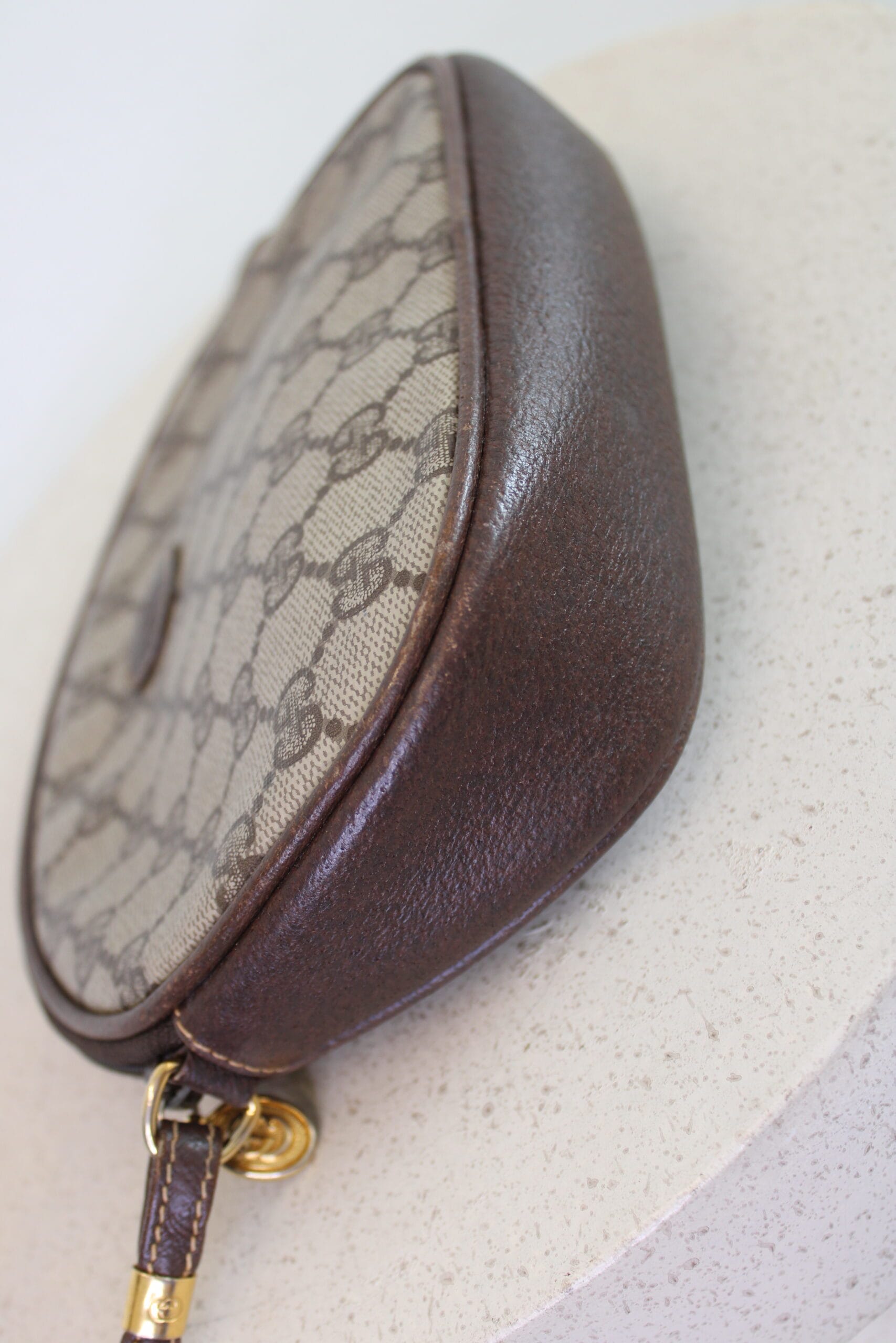 Gucci PVC Crossbody Bag Oval - Image 9