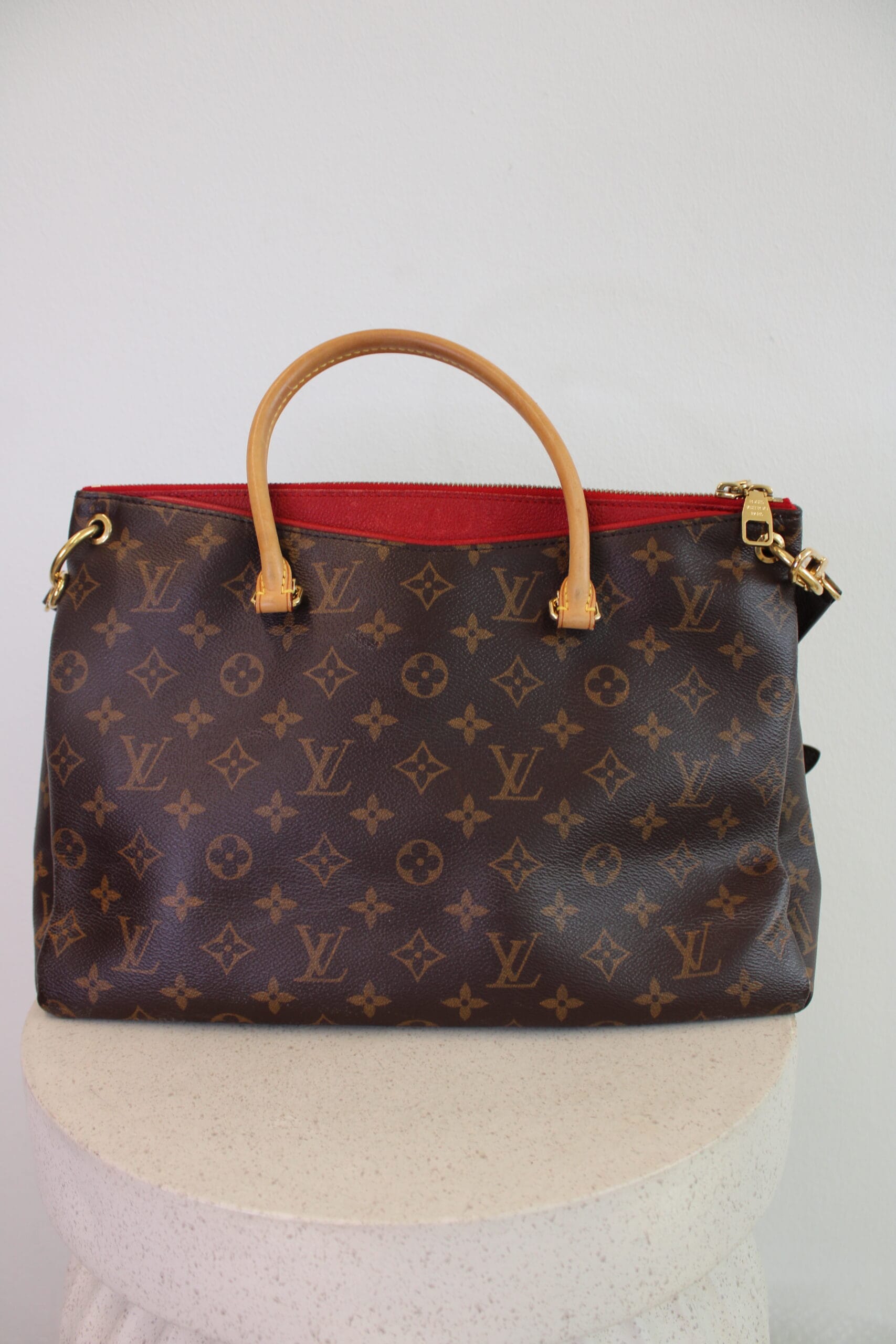 Louis Vuitton Pallas Two Ways - Image 5