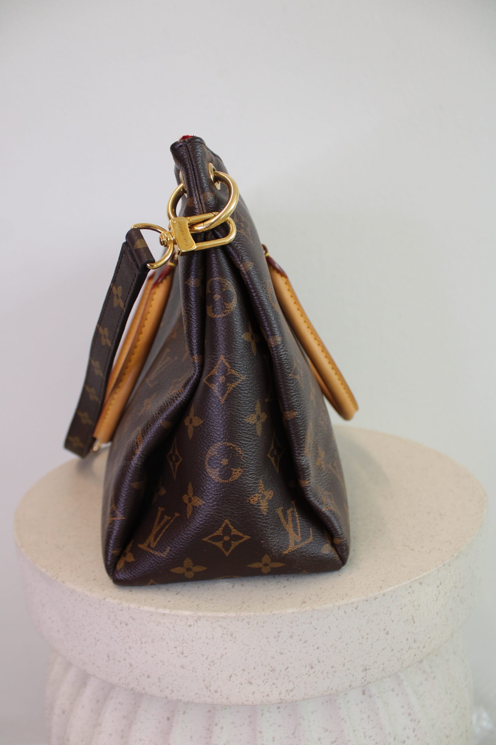 Louis Vuitton Pallas Two Ways - Image 6