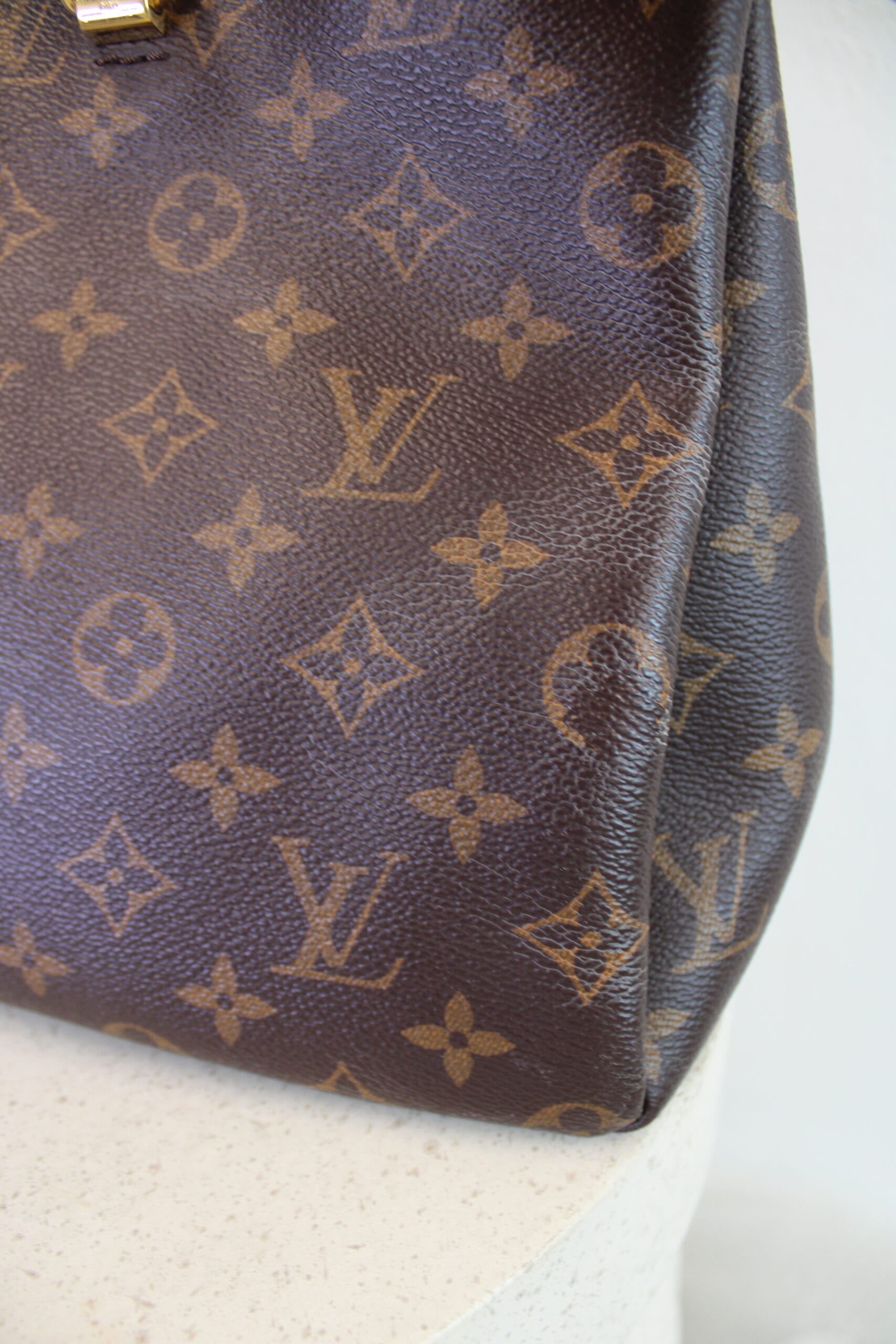 Louis Vuitton Pallas Two Ways - Image 12