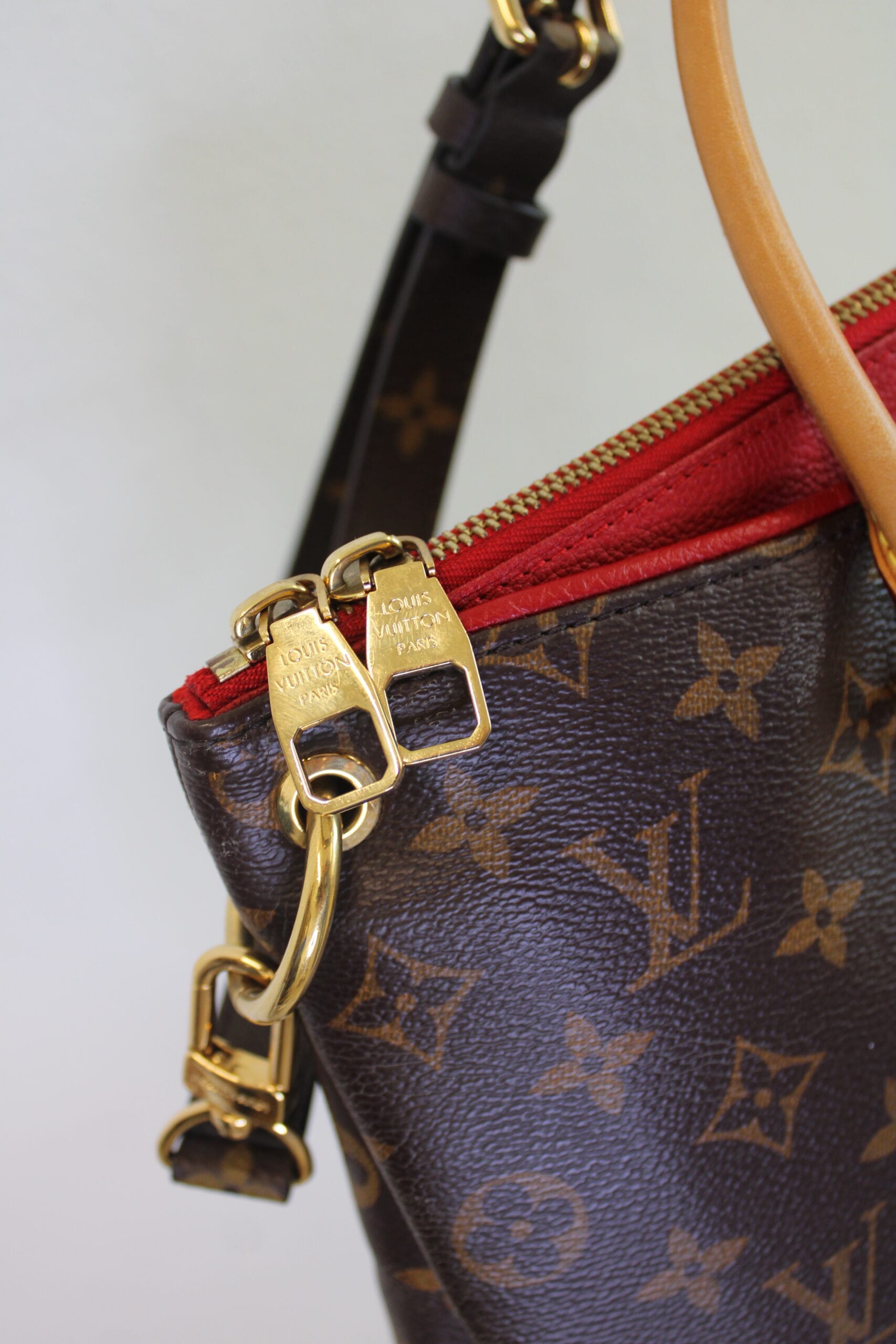 Louis Vuitton Pallas Two Ways - Image 13