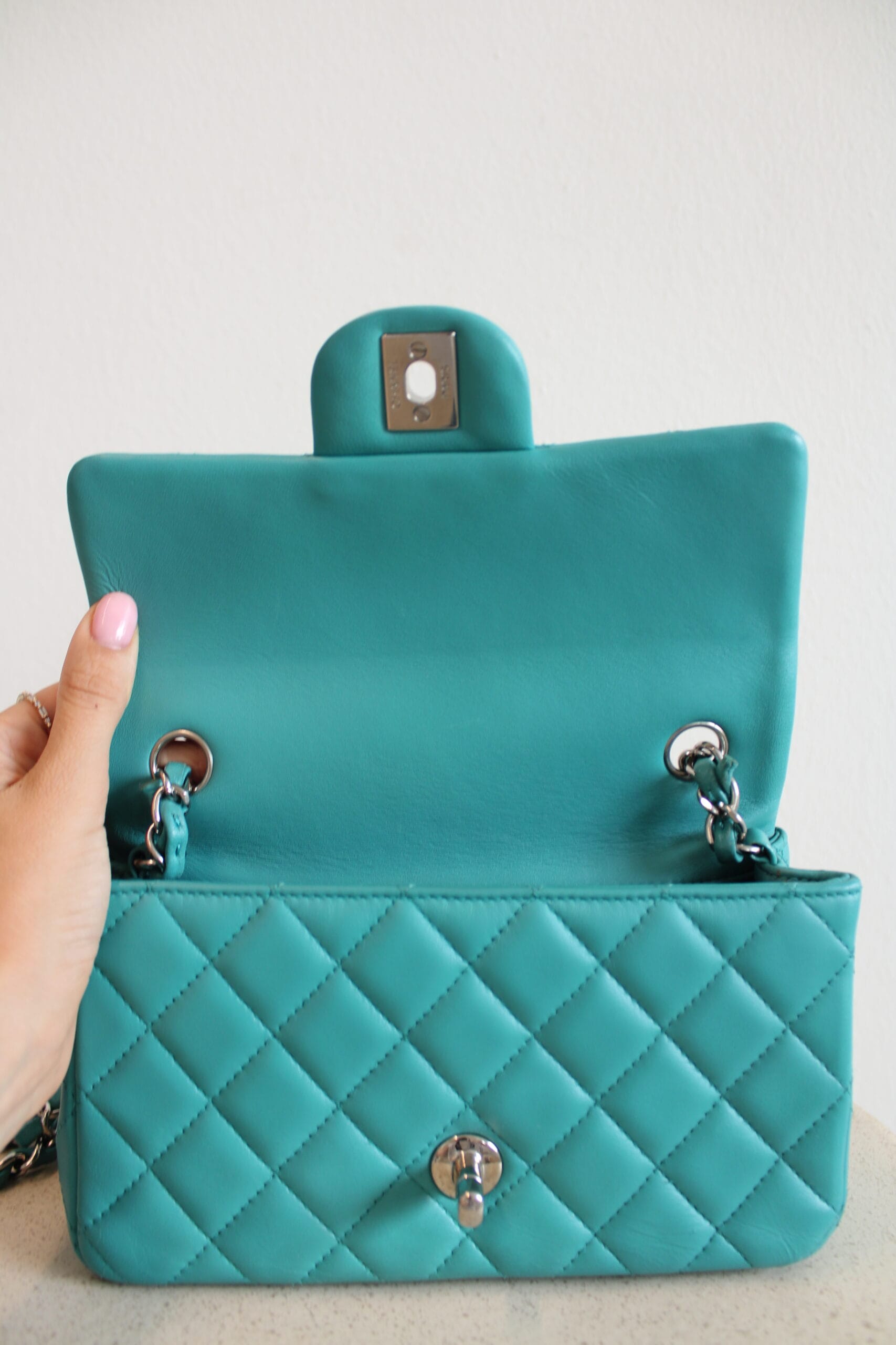 Chanel Flap Bag Mini Turquoise - Image 14