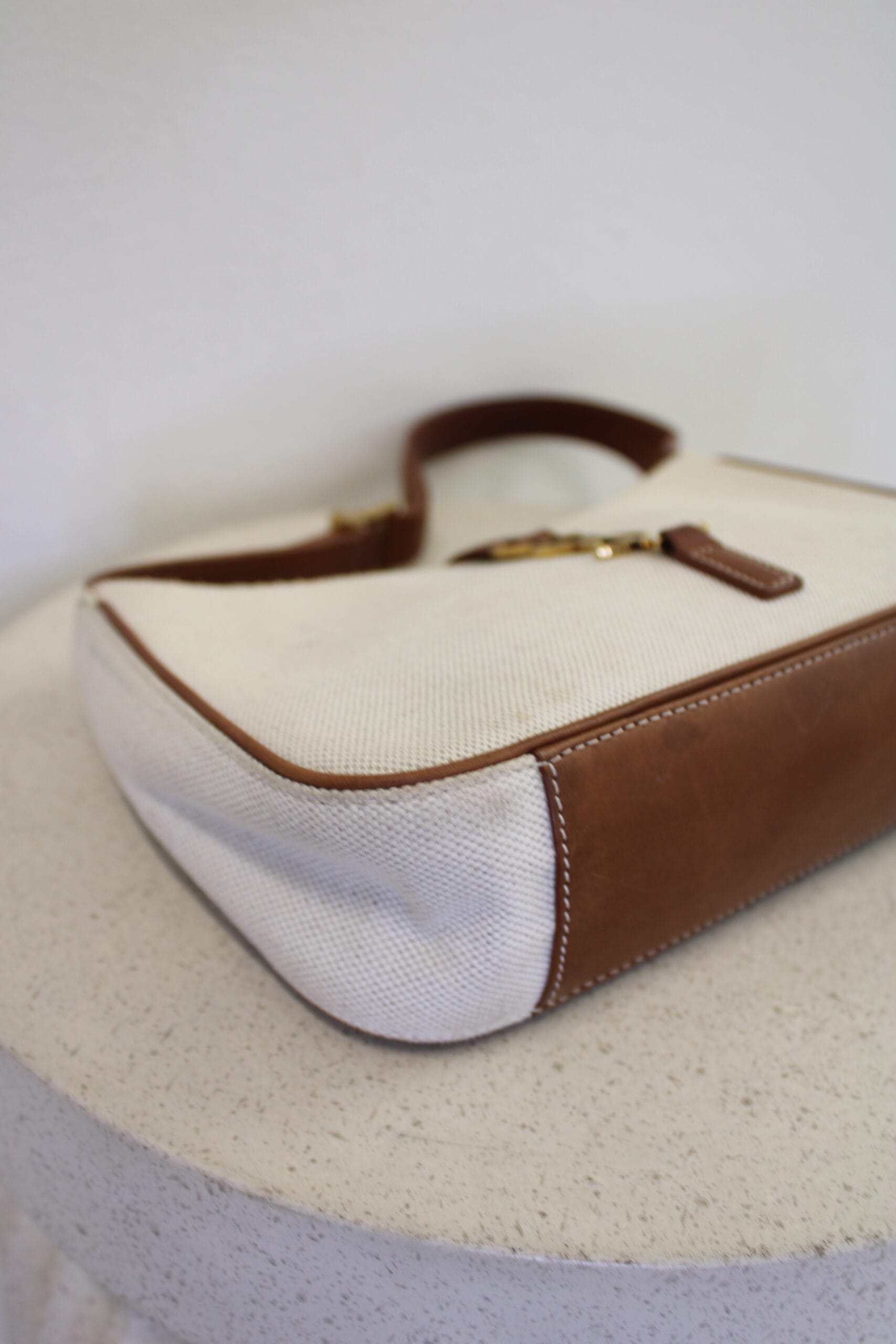 Yves Saint Laurent Hobo 5 a 7 Canvas - Image 6