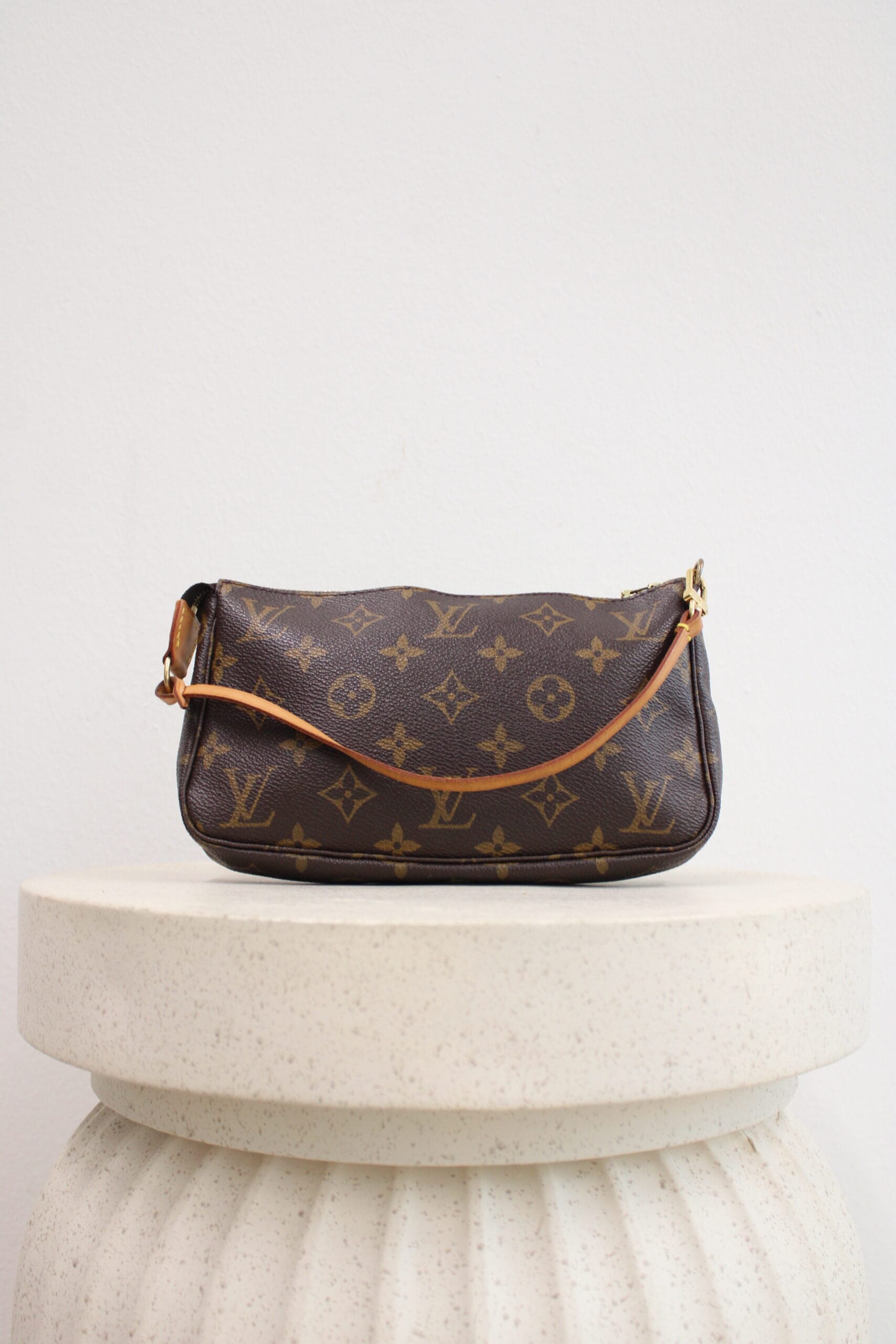 Louis Vuitton Pochette