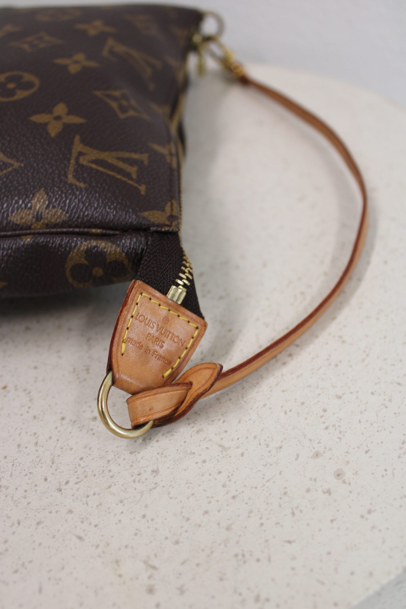 Louis Vuitton Pochette - Image 9