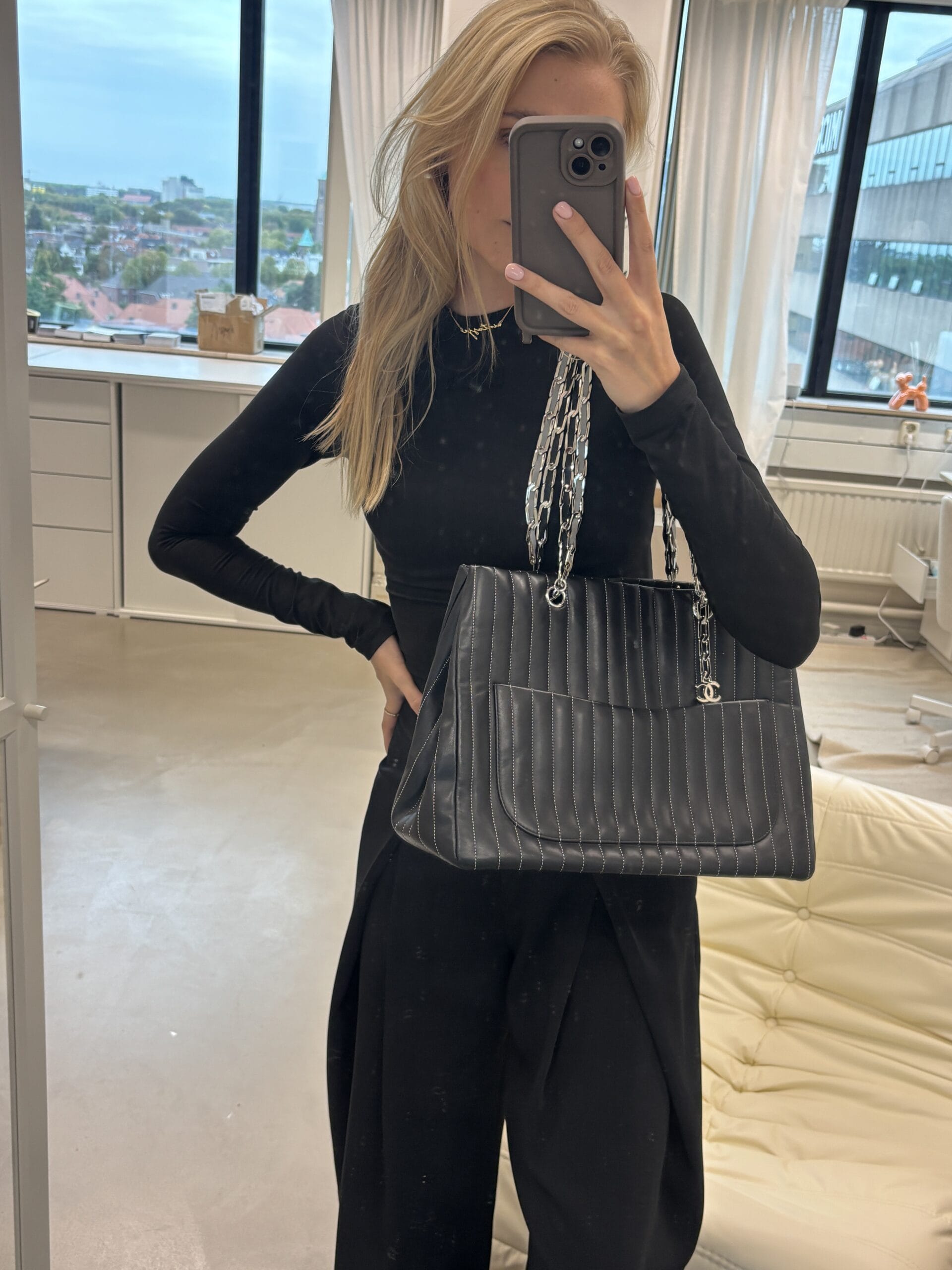 Chanel Leather Stitch Tote Black - Image 12