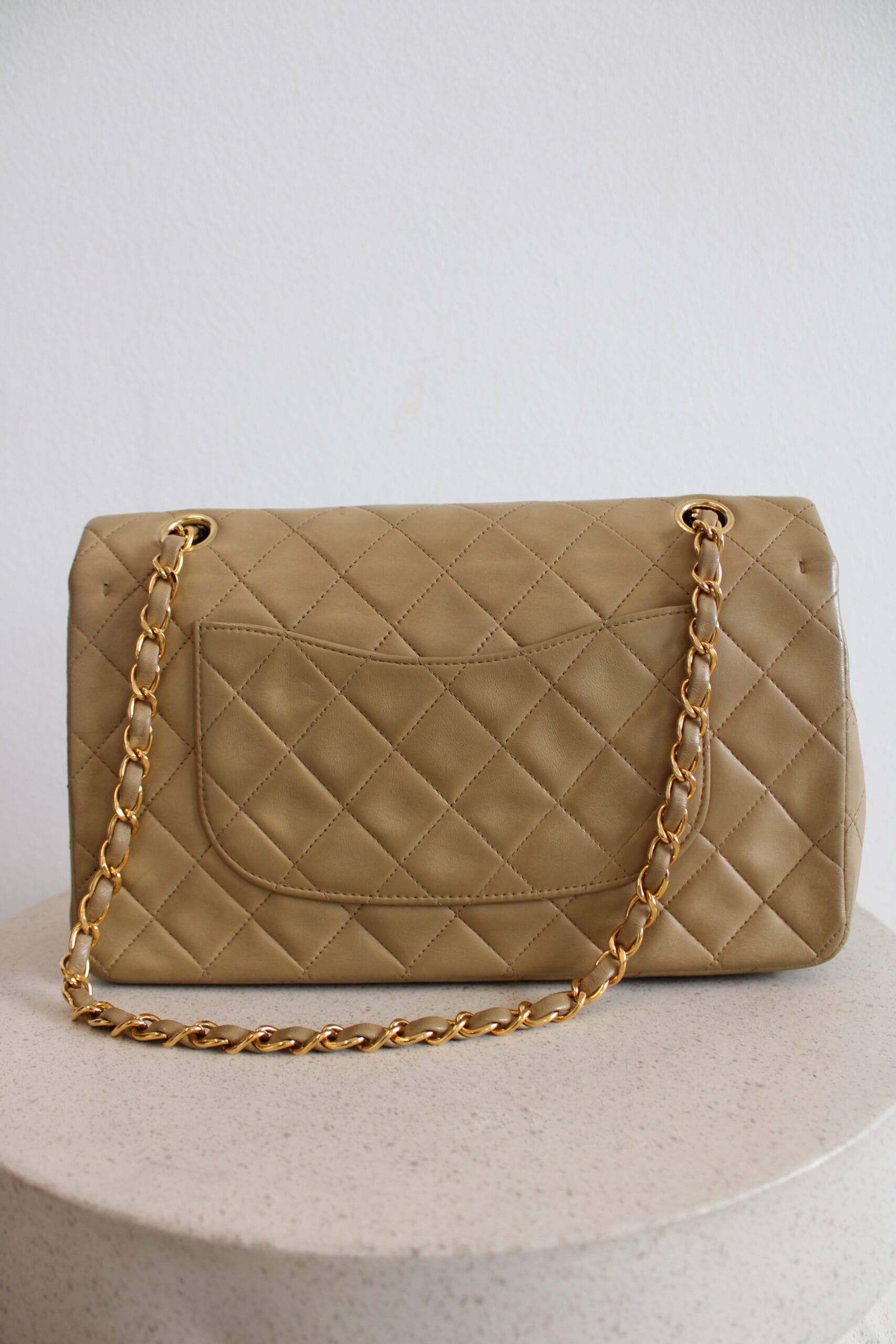 Chanel Double Flap Bag Medium Beige - Image 19