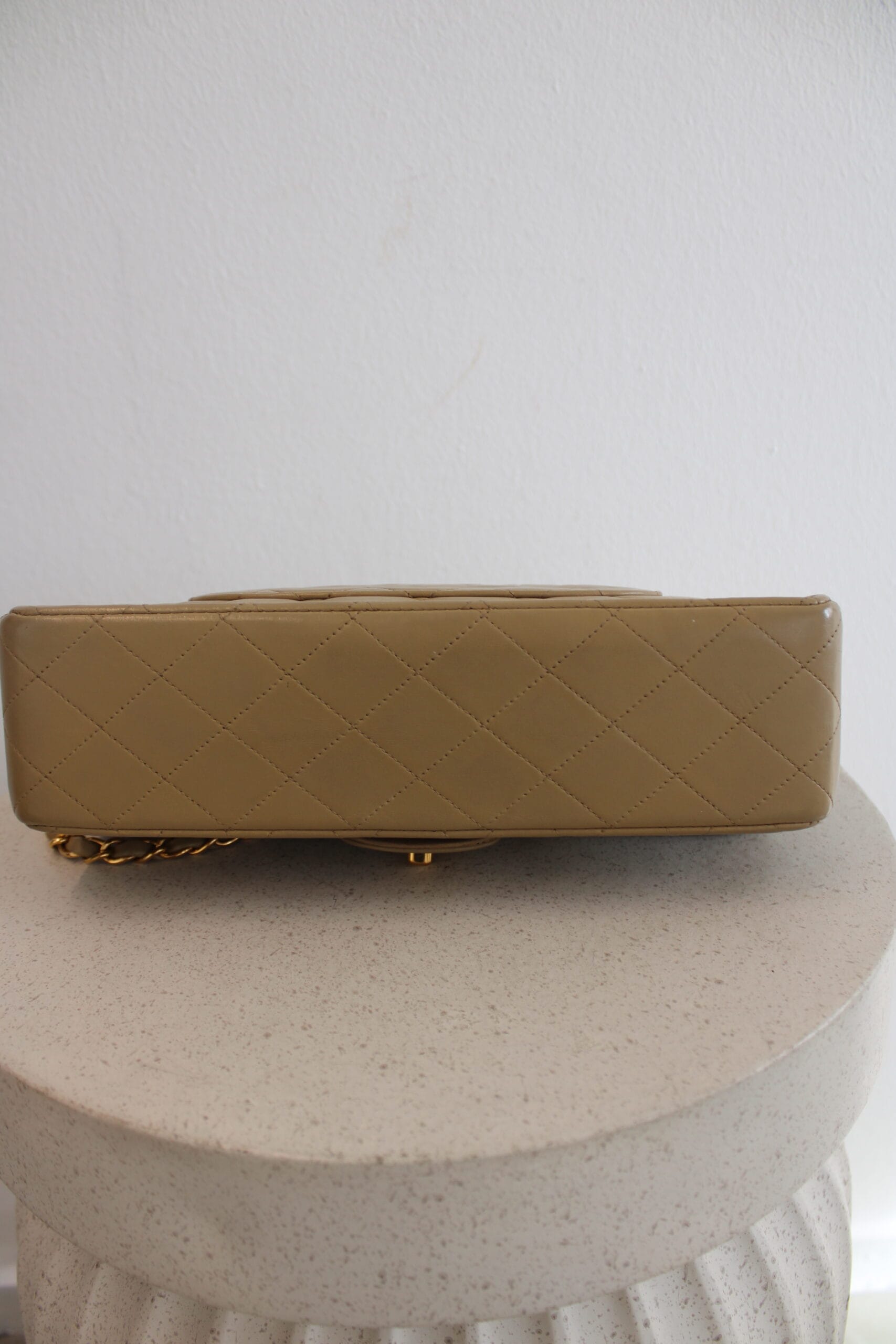 Chanel Double Flap Bag Medium Beige - Image 17