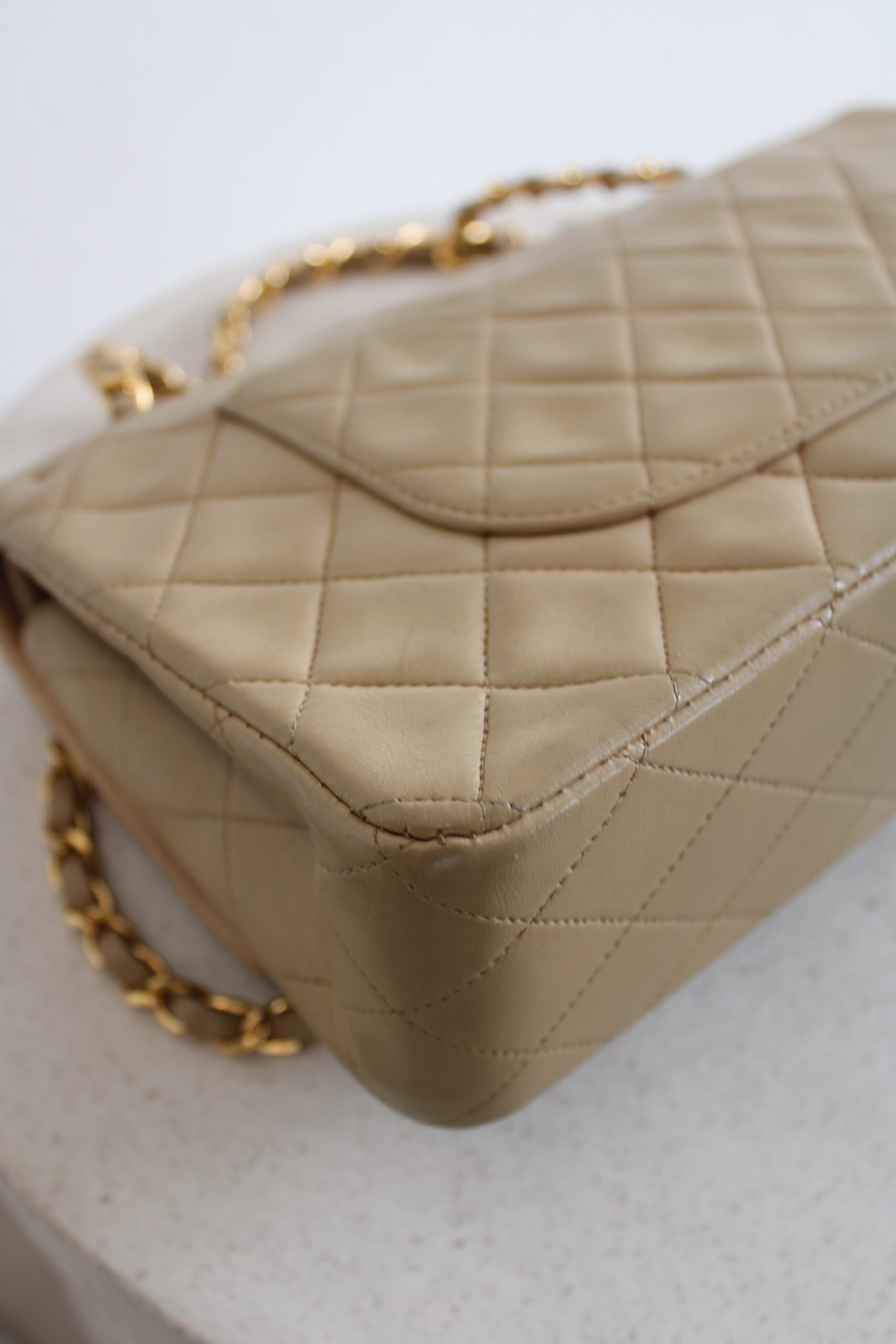 Chanel Double Flap Bag Medium Beige - Image 16