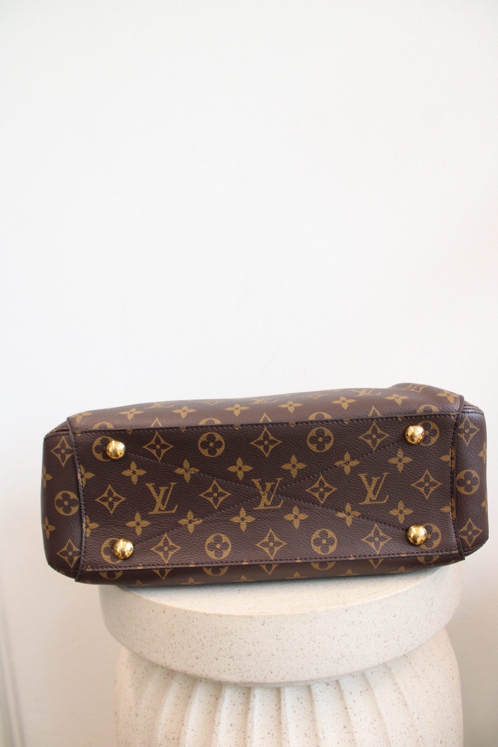 Louis Vuitton Montaigne MM - Image 8