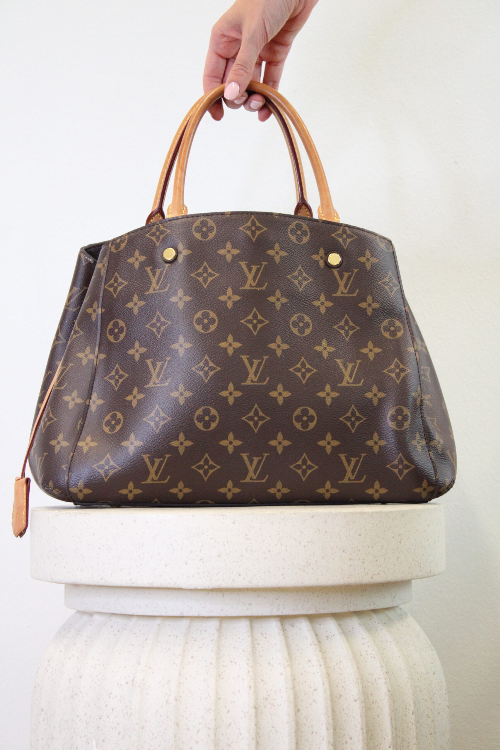 Louis Vuitton Montaigne MM