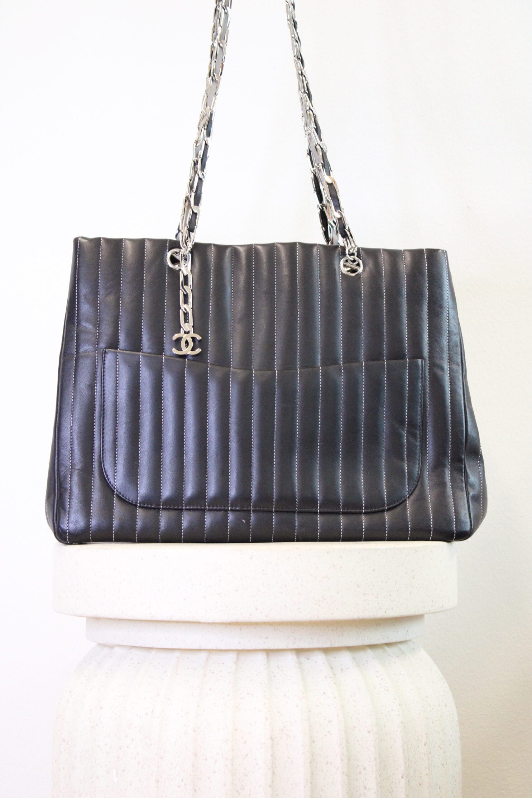 Chanel Leather Stitch Tote Black - Image 2