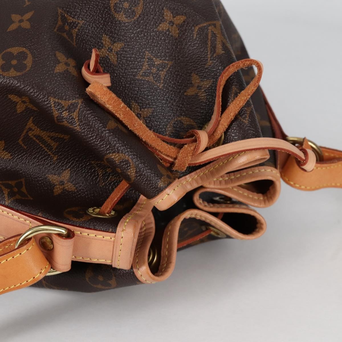 Louis Vuitton Noé BB - Image 9