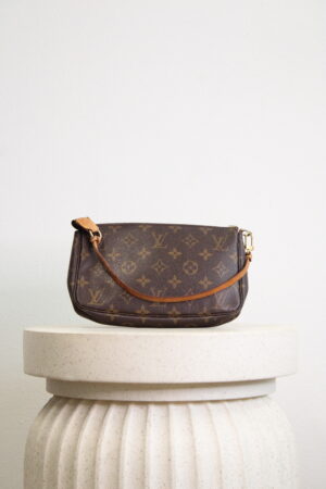 Louis Vuitton Pochette