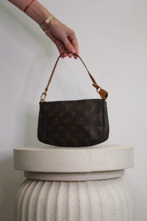 Louis Vuitton Pochette