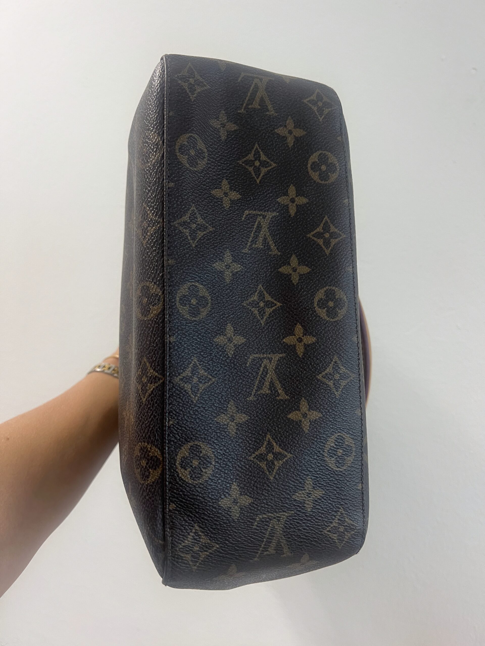 Louis Vuitton Looping GM - Image 3