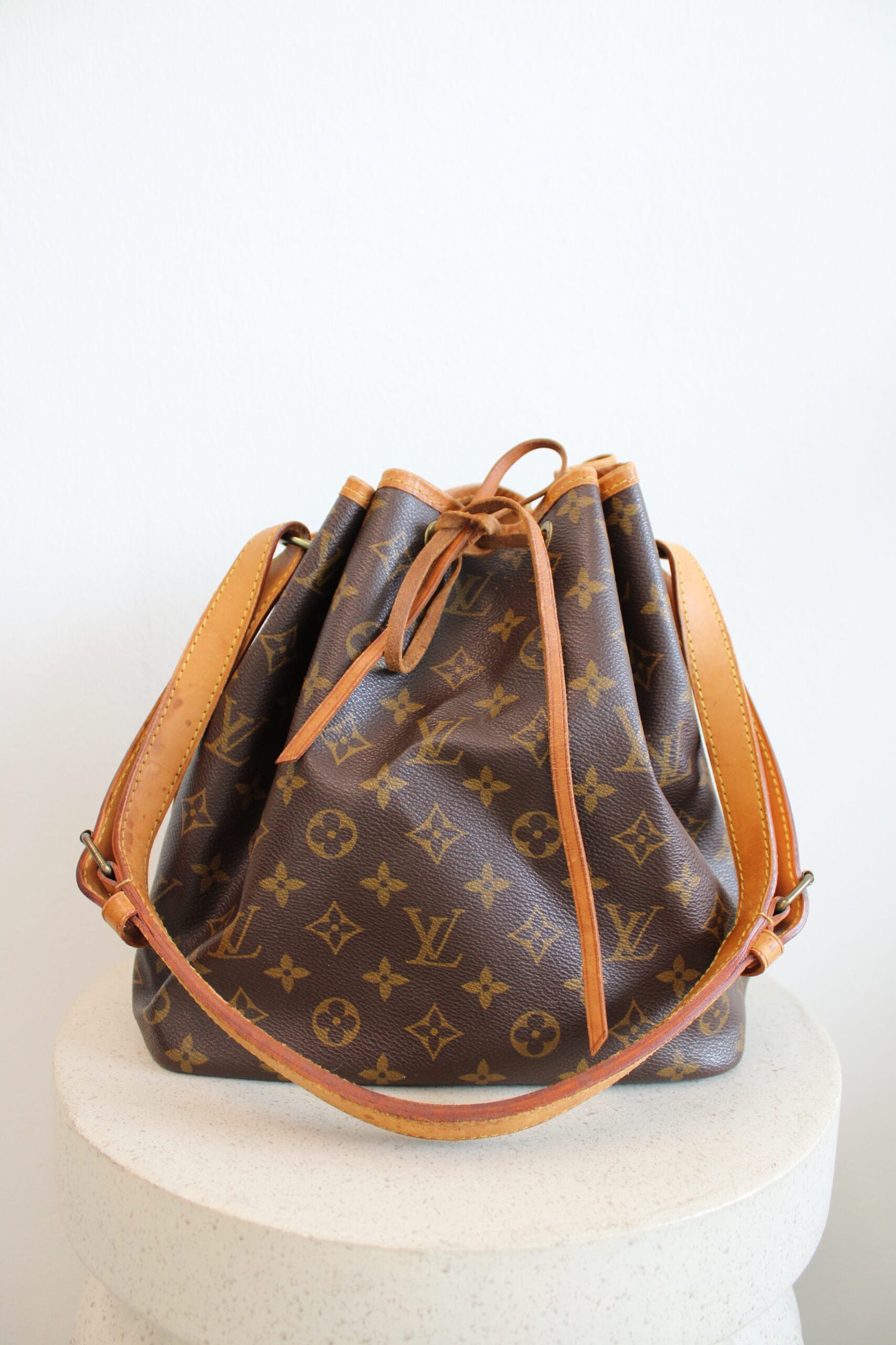 Louis Vuitton Petit Noé - Image 4