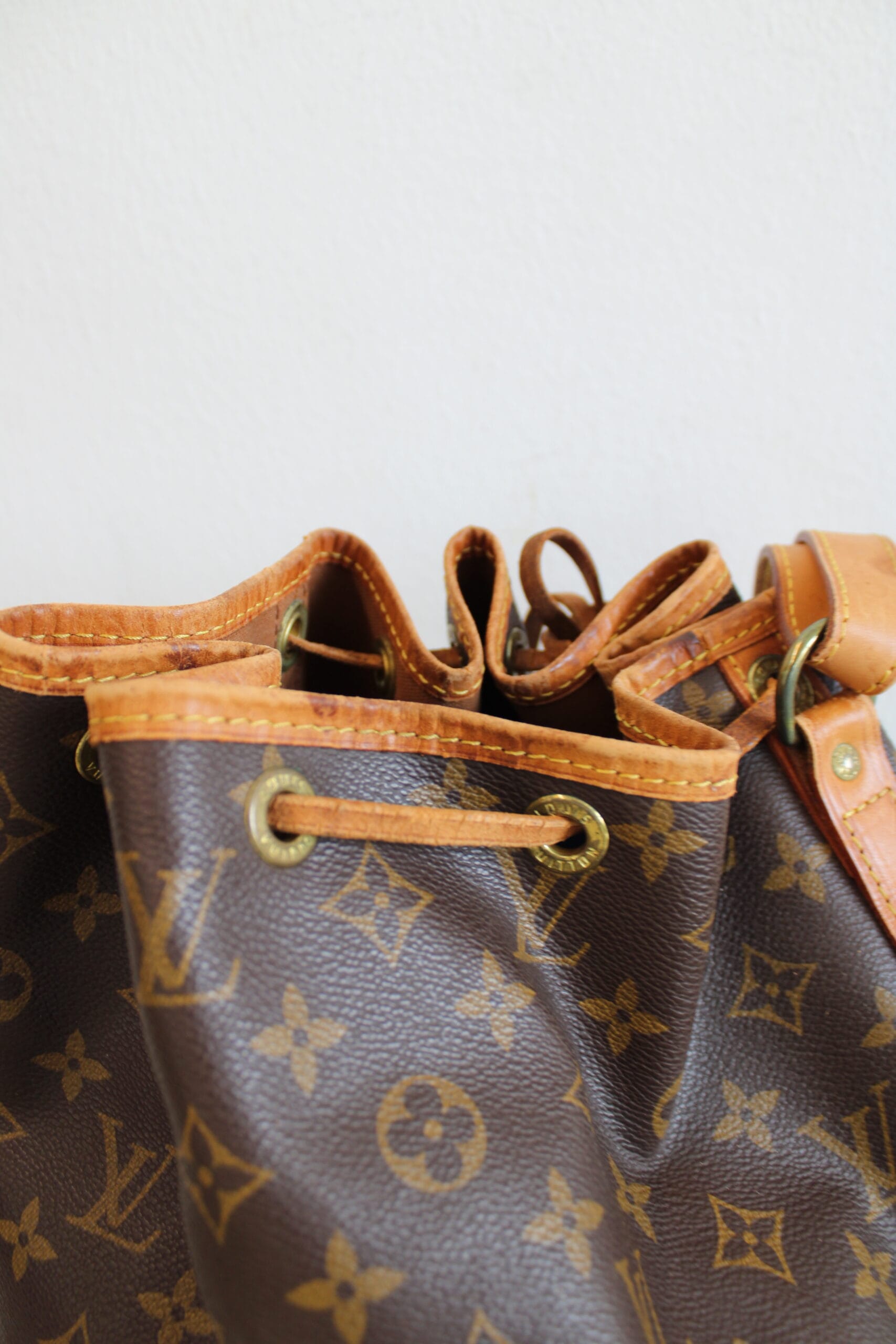 Louis Vuitton Petit Noé - Image 10