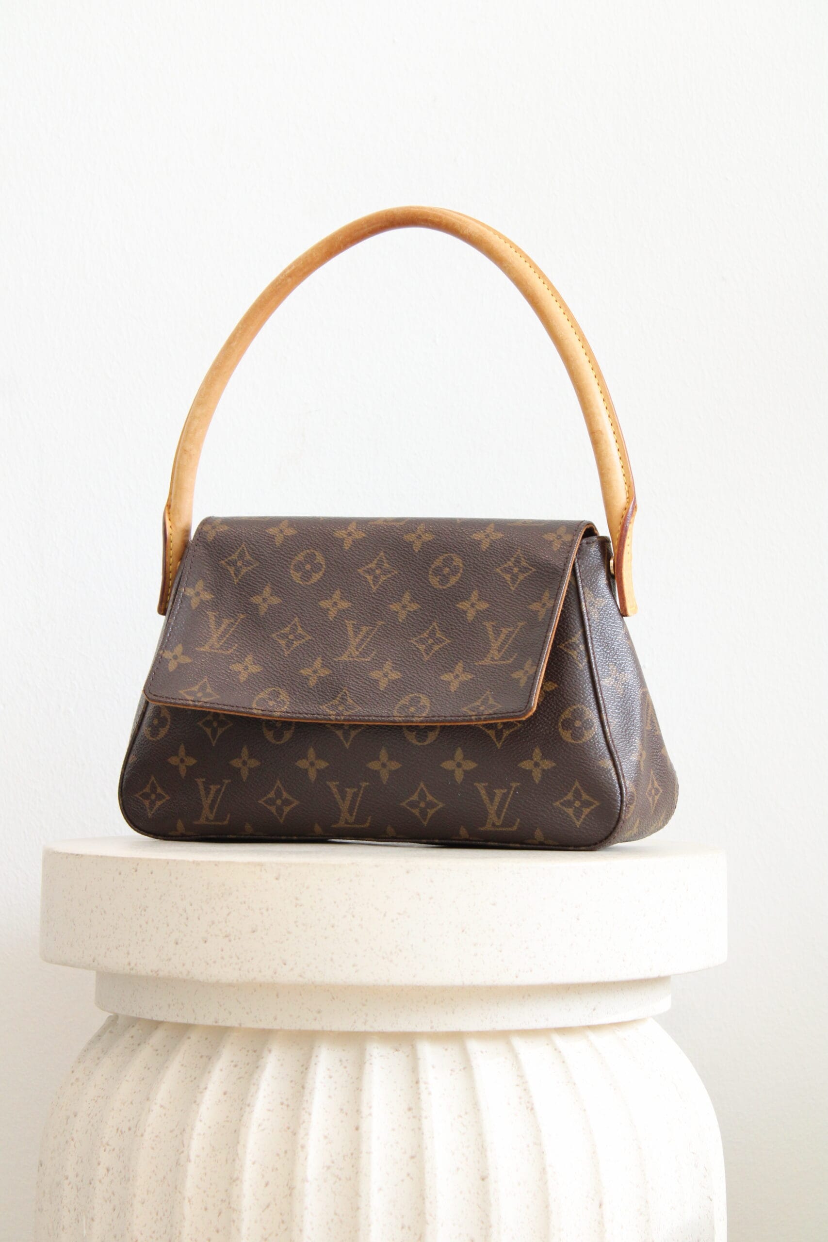 Louis Vuitton Looping PM - Image 2
