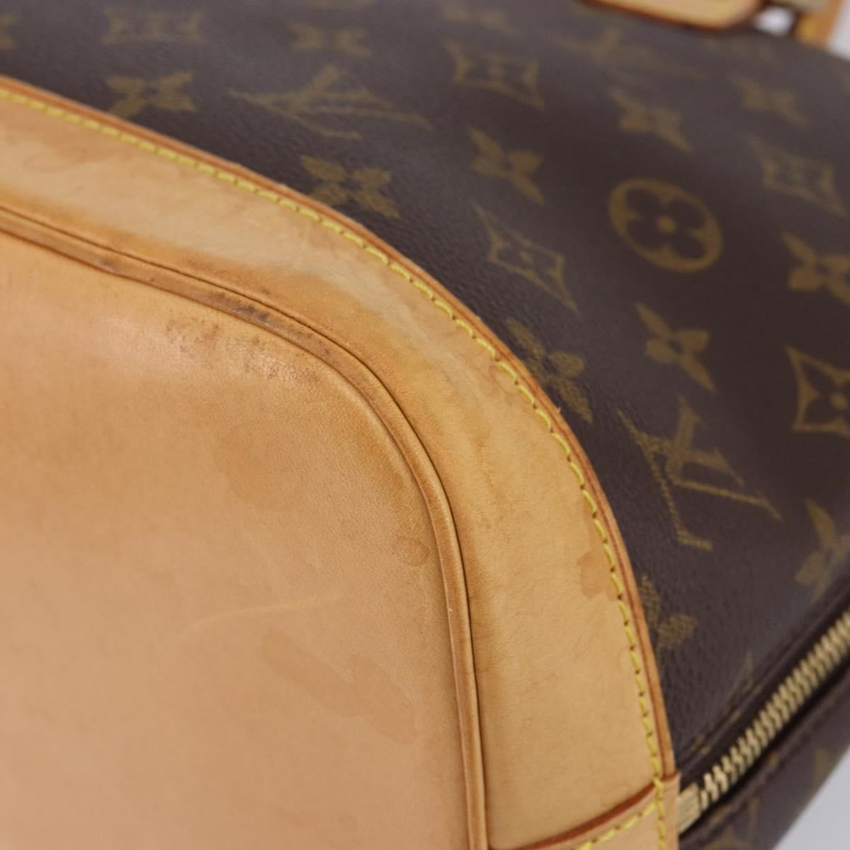 Louis Vuitton Alma - Image 10